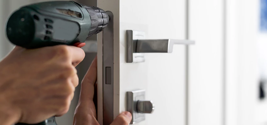 Locksmith For Lock Replacement Near Me in Windsor, CA