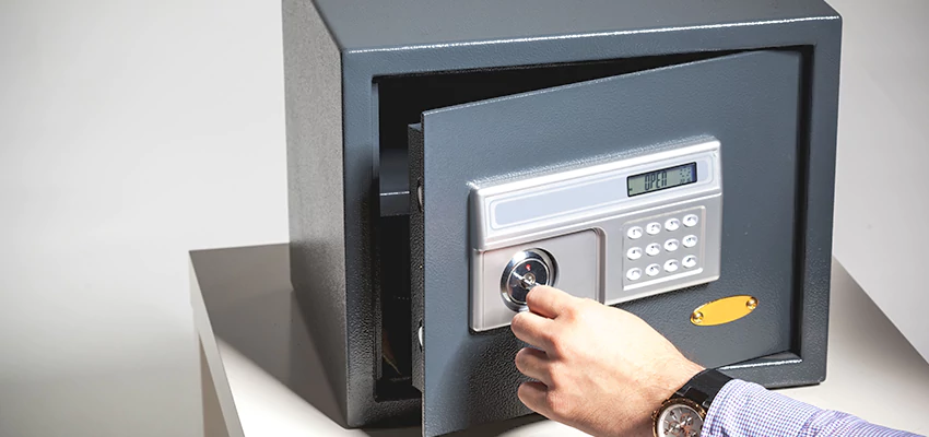 Jewelry Safe Unlocking Service in Windsor, California