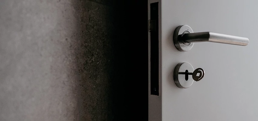 Front Door Handle Repair And Installation in Windsor, CA